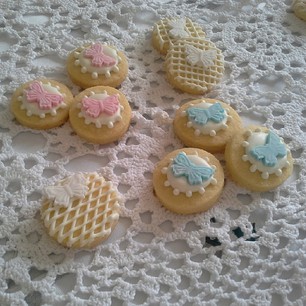 Fika till bingo av fina småkakor